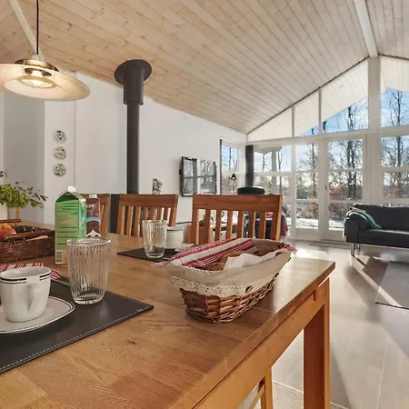 別荘 Toftlund With A Fireplace 09