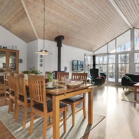 Toftlund With A Fireplace 09 度假居 *